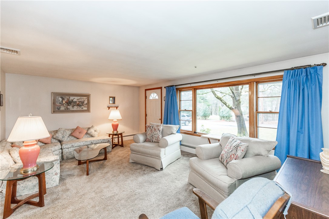 145 Whipple Road Burrillville, RI 02859 - Photo 6 of 41 Gallery Image 6