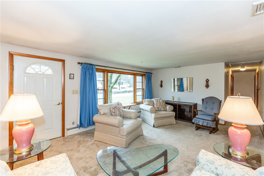 145 Whipple Road Burrillville, RI 02859 - Photo 8 of 41 Gallery Image 8