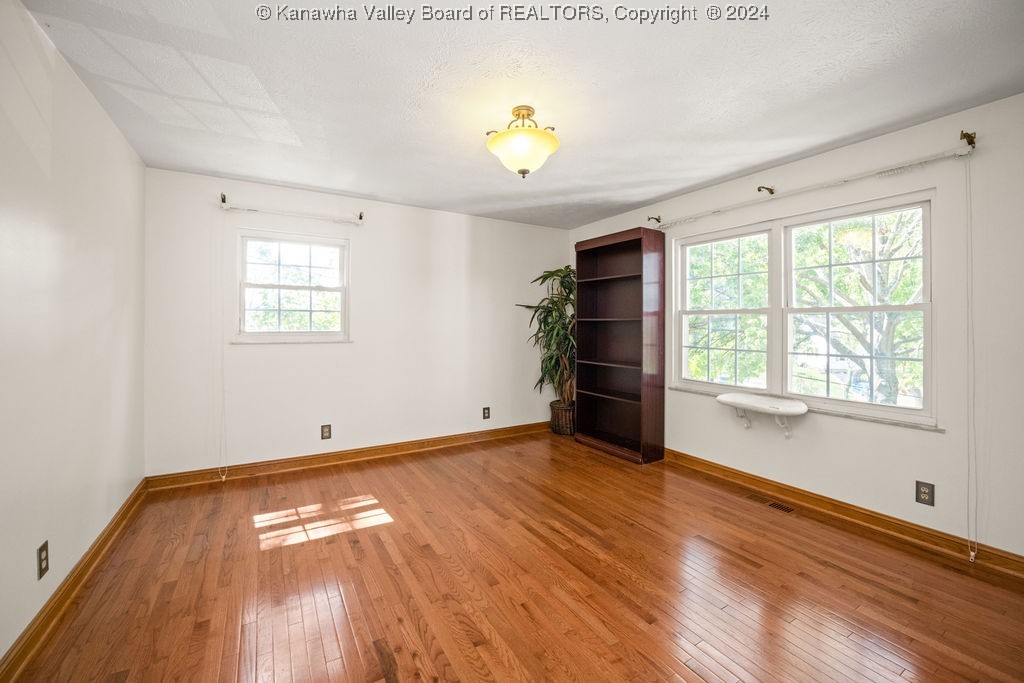 1061 Circle Road Charleston, WV 25314 - Photo 20 of 48 Gallery Image 20