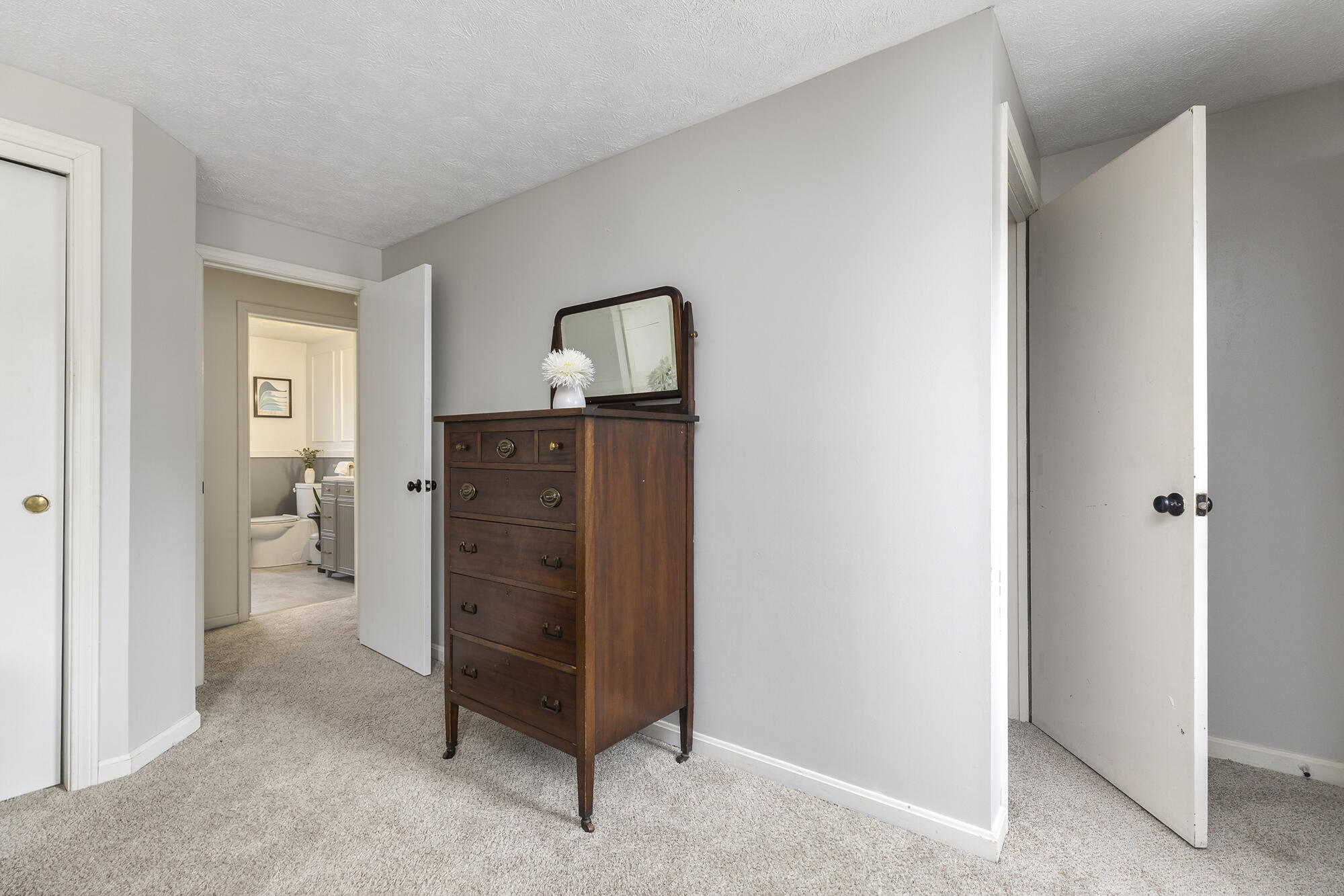 60 Brown Street, Unit 17 Kennebunk, ME 04043 - Photo 20 of 37 Primary Bedroom