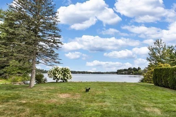 101 Lake Shore Road Salem, NH 03079 - Photo 28 of 35