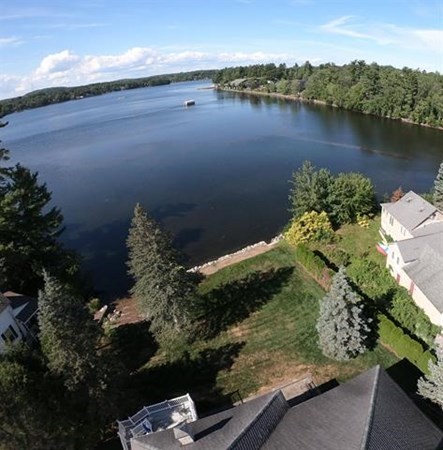 101 Lake Shore Road Salem, NH 03079 - Photo 3 of 35