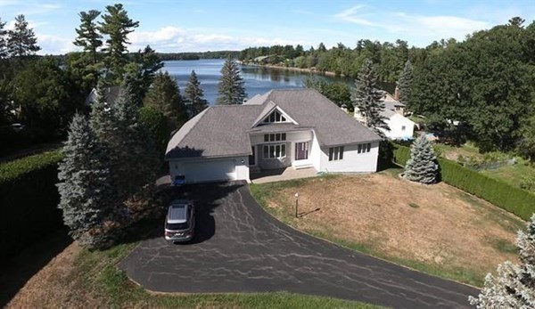101 Lake Shore Road Salem, NH 03079 - Photo 8 of 35