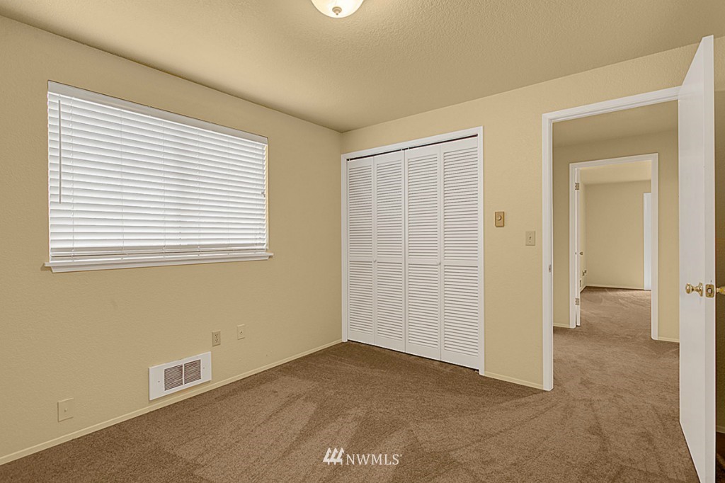 22603 12th Place West Bothell, WA 98021 - Photo 12 of 15