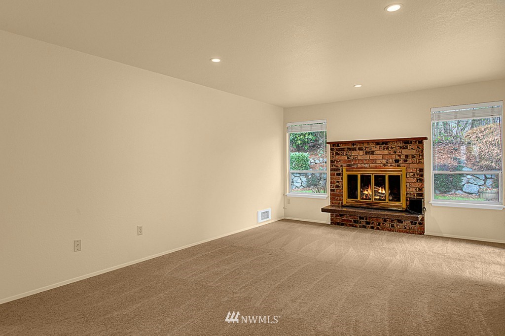 22603 12th Place West Bothell, WA 98021 - Photo 5 of 15