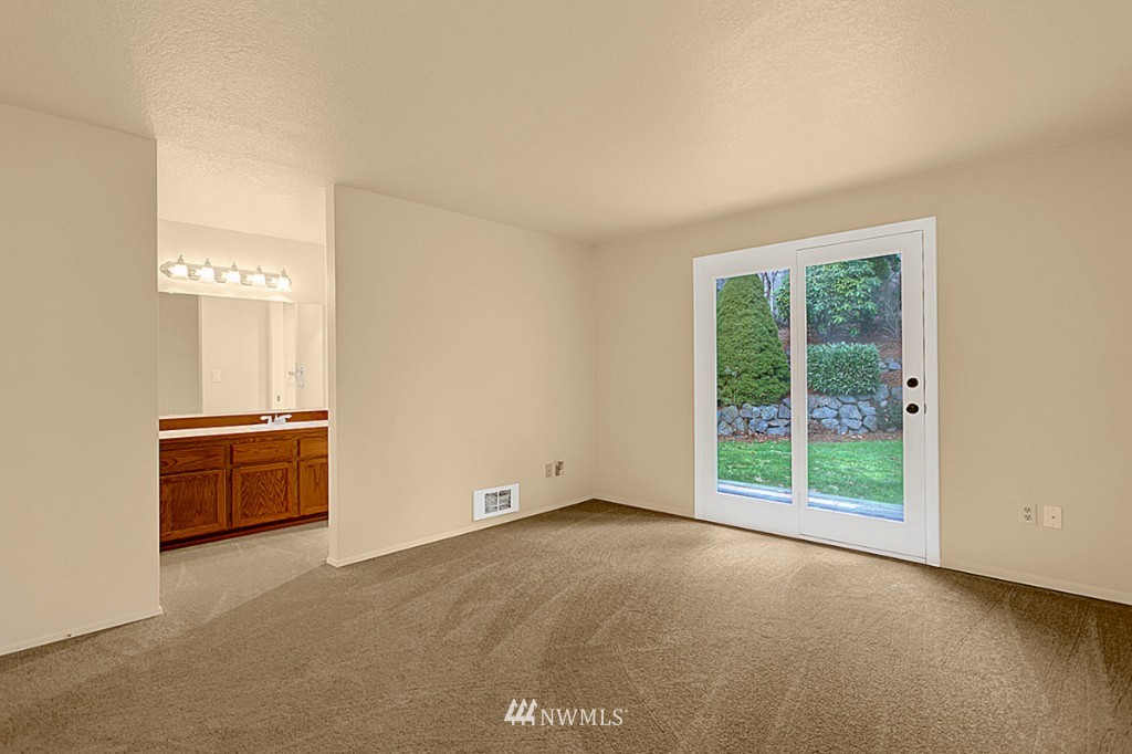 22603 12th Place West Bothell, WA 98021 - Photo 7 of 15