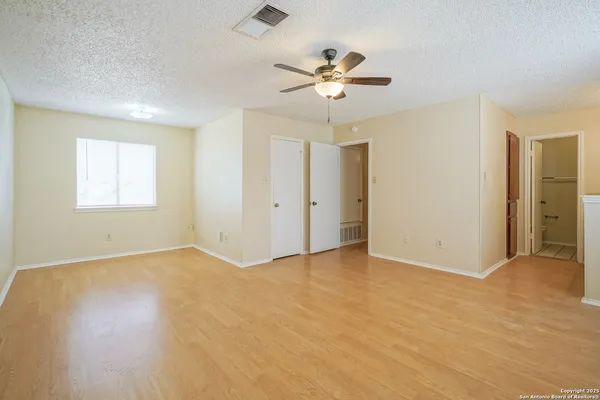 $1,500 | 7262 Shadow Ridge, San Antonio, TX 78250