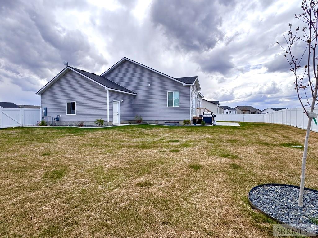 472 Fieldstone Avenue Rigby, ID 83442 - Photo 28 of 31