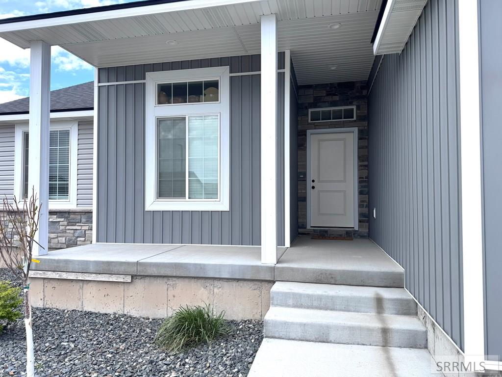 472 Fieldstone Avenue Rigby, ID 83442 - Photo 3 of 31