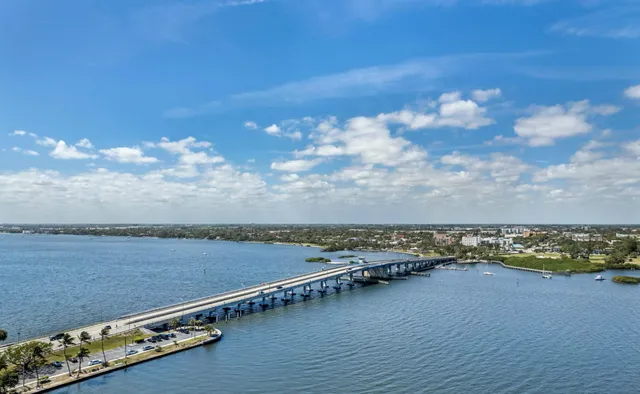 $1,175,000 | 2860 South Ocean Boulevard, Unit 512, Palm Beach, FL 33480