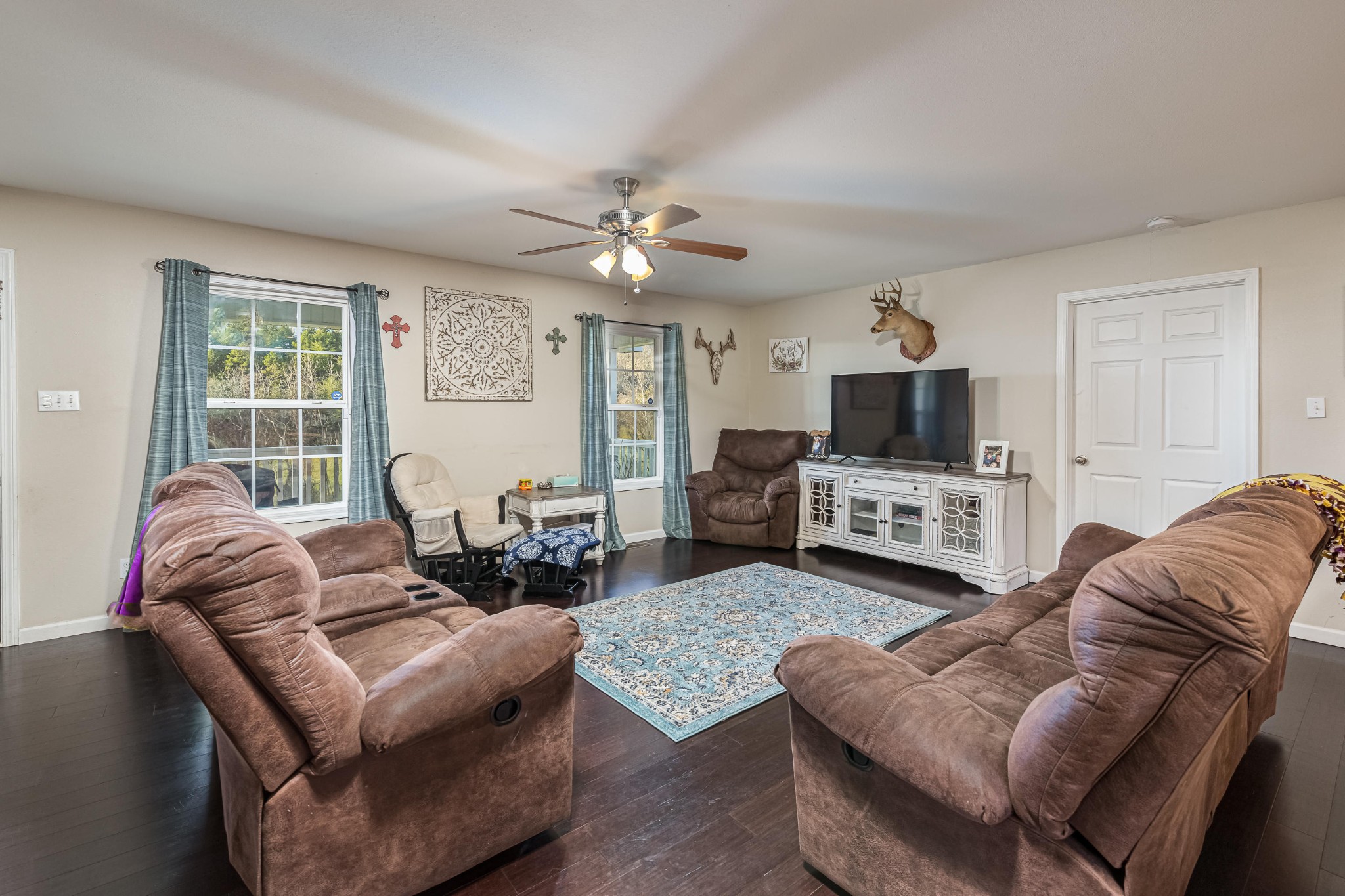 764 Sharp Road Sevierville, TN 37876 - Photo 2 of 12