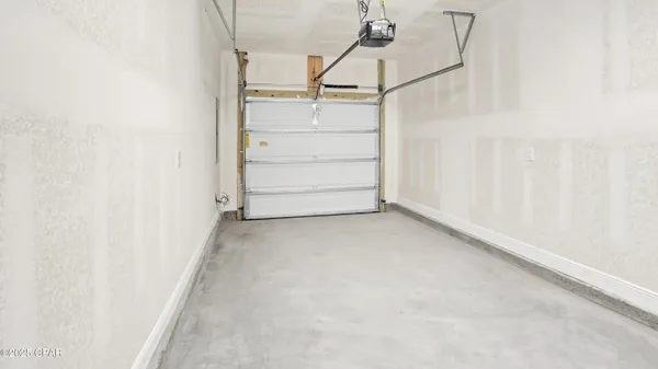 $1,800 | 5809 Bay Place, Panama City, FL 32404