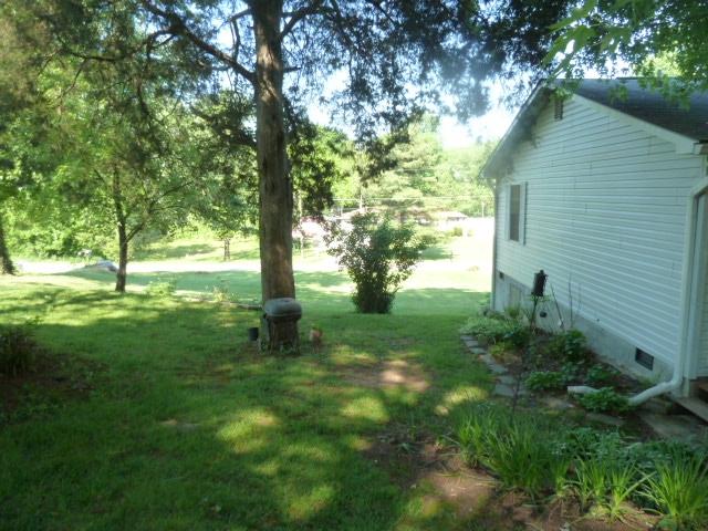 7504 Rising Road Knoxville, TN 37924 - Photo 2 of 11 P1390286