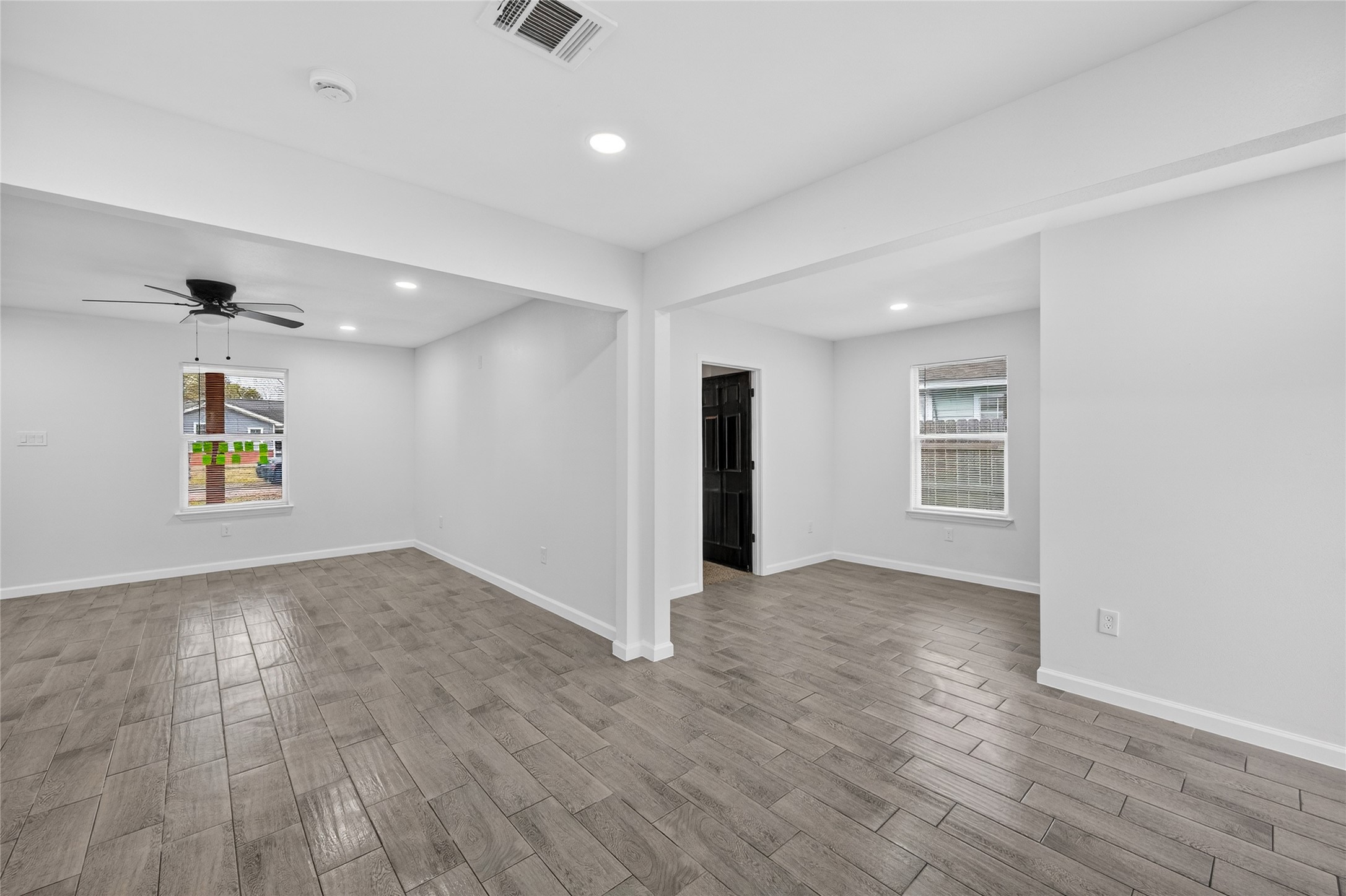 715 Nell Street Pasadena, TX 77506 - Photo 6 of 37