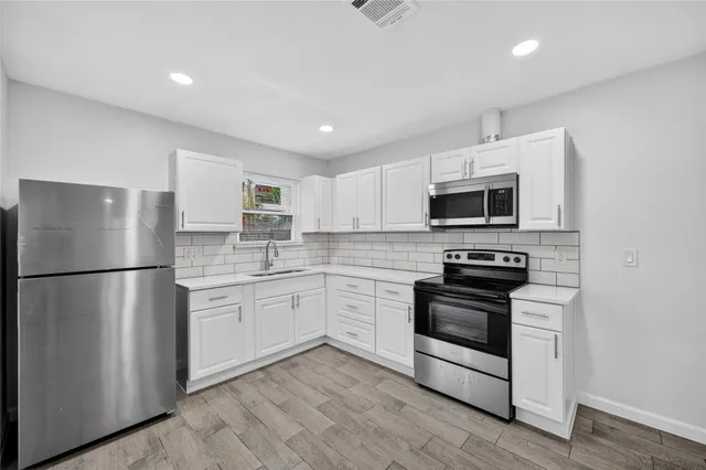 $249,900 | 715 Nell Street, Pasadena, TX 77506