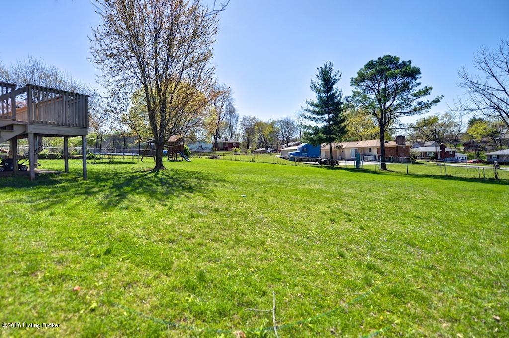 5908 BlueStone Road Louisville, KY 40219 - Photo 29 of 33 5908 Bluestone Road 2704