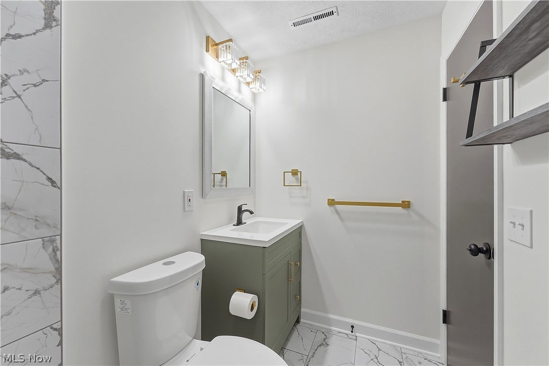 25735 Lorain Road, Unit 210 North Olmsted, OH 44070 - Photo 12 of 23