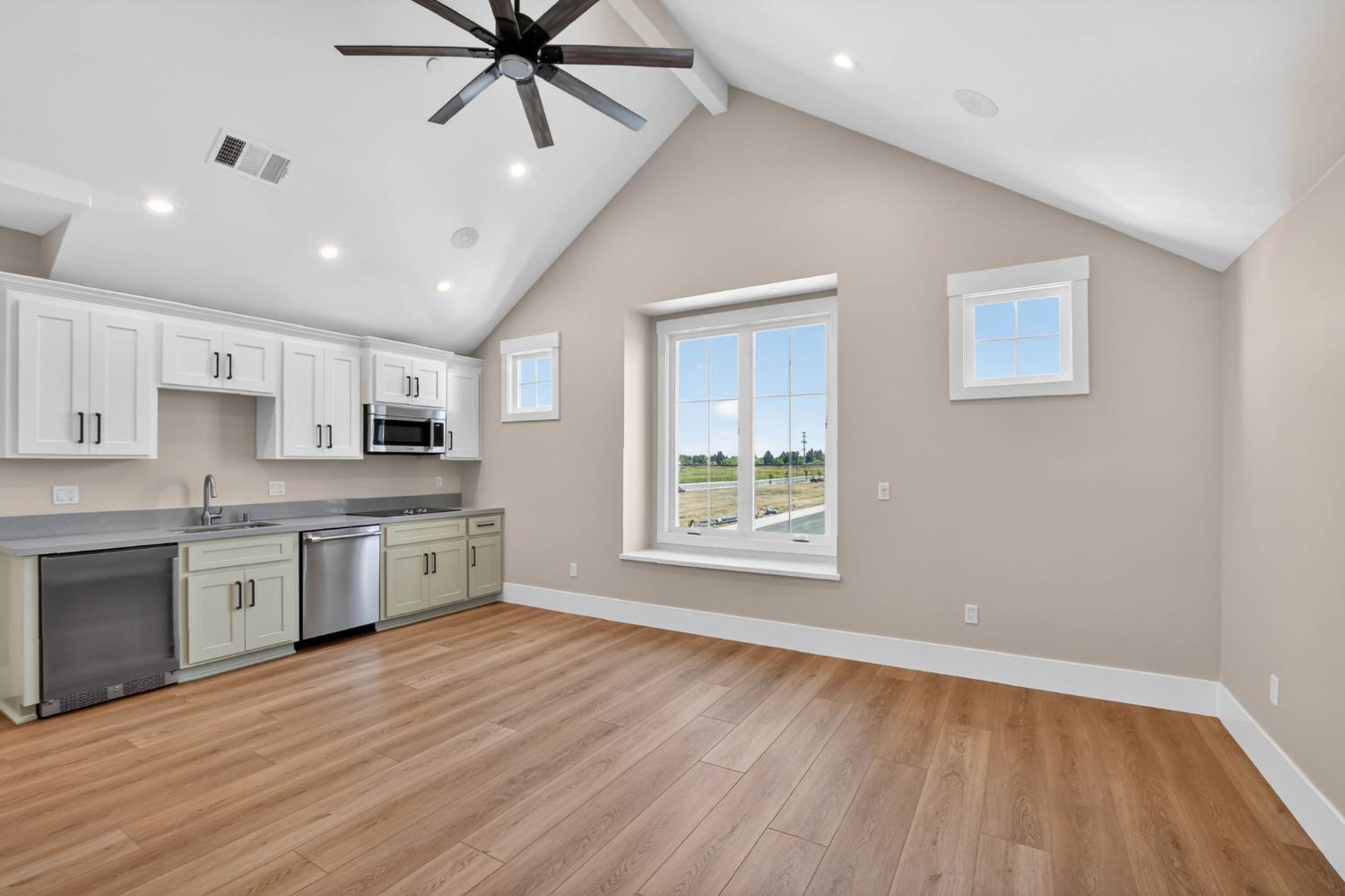 5709 Thomson Loop Davis, CA 95616 - Photo 38 of 53
