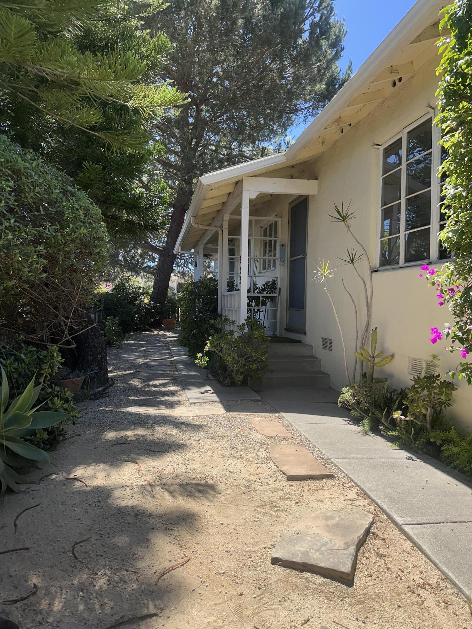 222 Arden Road Santa Barbara, CA 93105 - Photo 3 of 22 IMG_2065