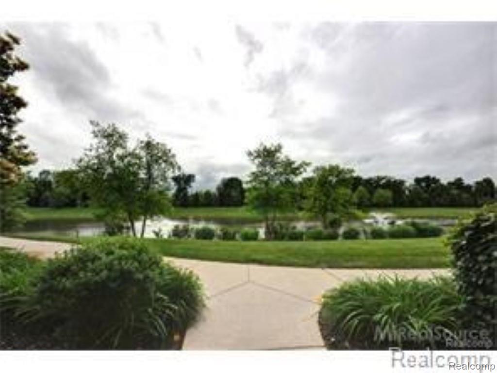 1104 Rial Lake Drive Howell, MI 48843 - Photo 28 of 31 Professionally landscaped