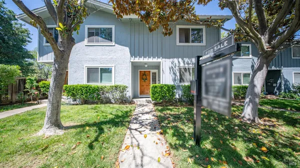 $565,000 | 1403 St James Parkway, Concord, CA 94521