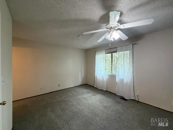 $565,000 | 1403 St James Parkway, Concord, CA 94521