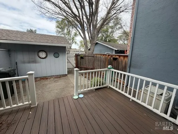 $565,000 | 1403 St James Parkway, Concord, CA 94521