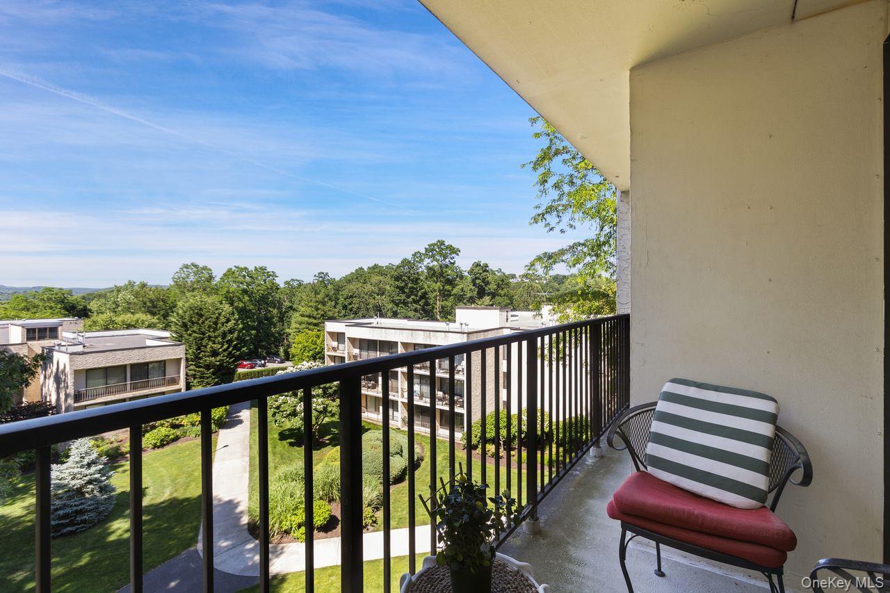 150 Overlook, Unit 5F Peekskill, NY 10566 - Photo 21 of 48
