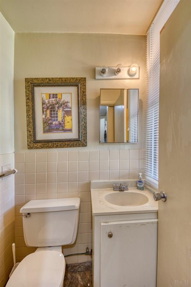 201 Pensacola Beach Road, Unit B10 Gulf Breeze, FL 32561 - Photo 15 of 24