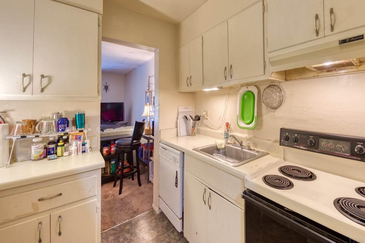 201 Pensacola Beach Road, Unit B10 Gulf Breeze, FL 32561 - Photo 7 of 24
