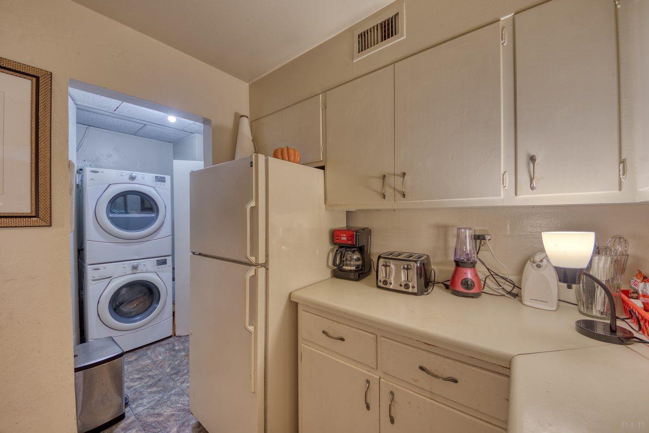 201 Pensacola Beach Road, Unit B10 Gulf Breeze, FL 32561 - Photo 9 of 24