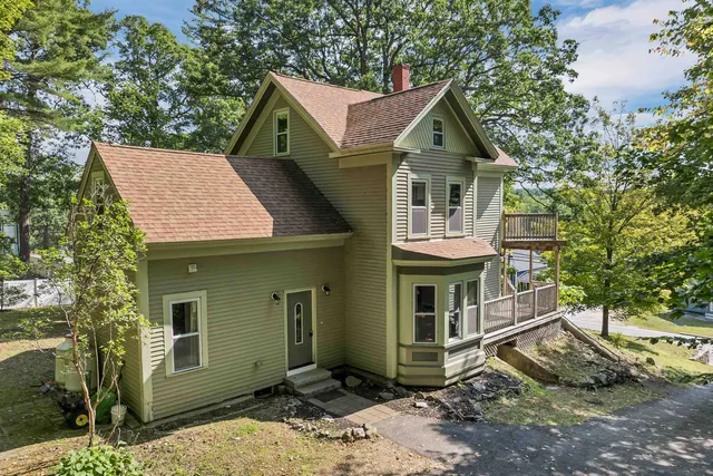 $549,900 | 172 Center Street, Wolfeboro, NH 03894