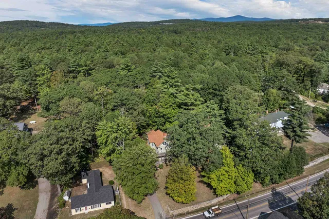 $549,900 | 172 Center Street, Wolfeboro, NH 03894