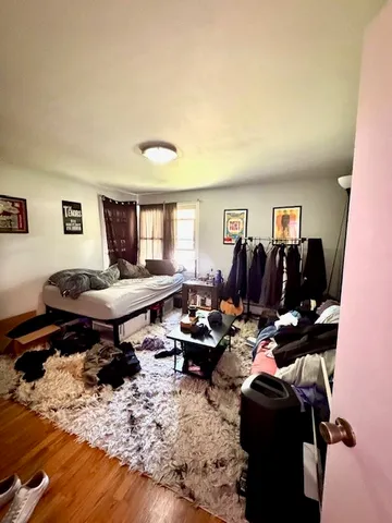 $5,000 | 15 Evelyn Drive, Bristol, RI 02809