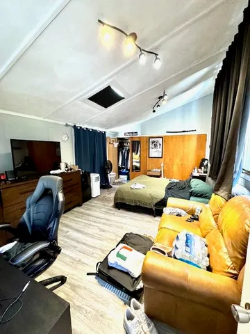 $5,000 | 15 Evelyn Drive, Bristol, RI 02809