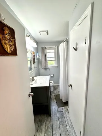 $5,000 | 15 Evelyn Drive, Bristol, RI 02809