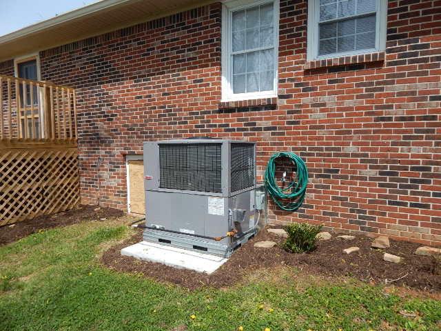 321 Hennessee Bridge Road Rock Island, TN 38581 - Photo 17 of 22 New gas CHA