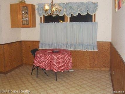 289 Gamma Road Walled Lake, MI 48390 - Photo 3 of 12 Breakfast Room.jpg