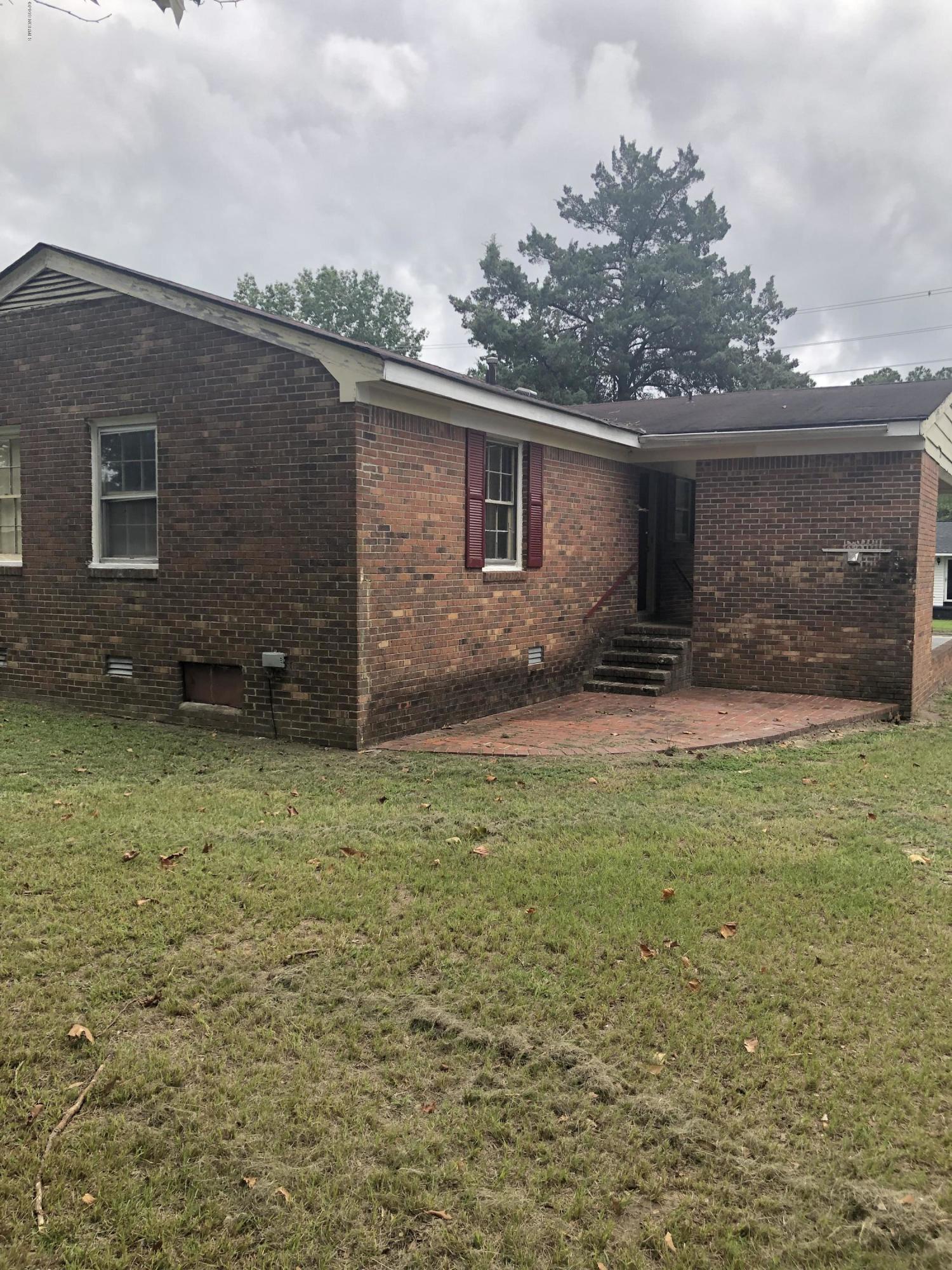 716 Runyon Road Washington, NC 27889 - Photo 13 of 16 Rear Patio