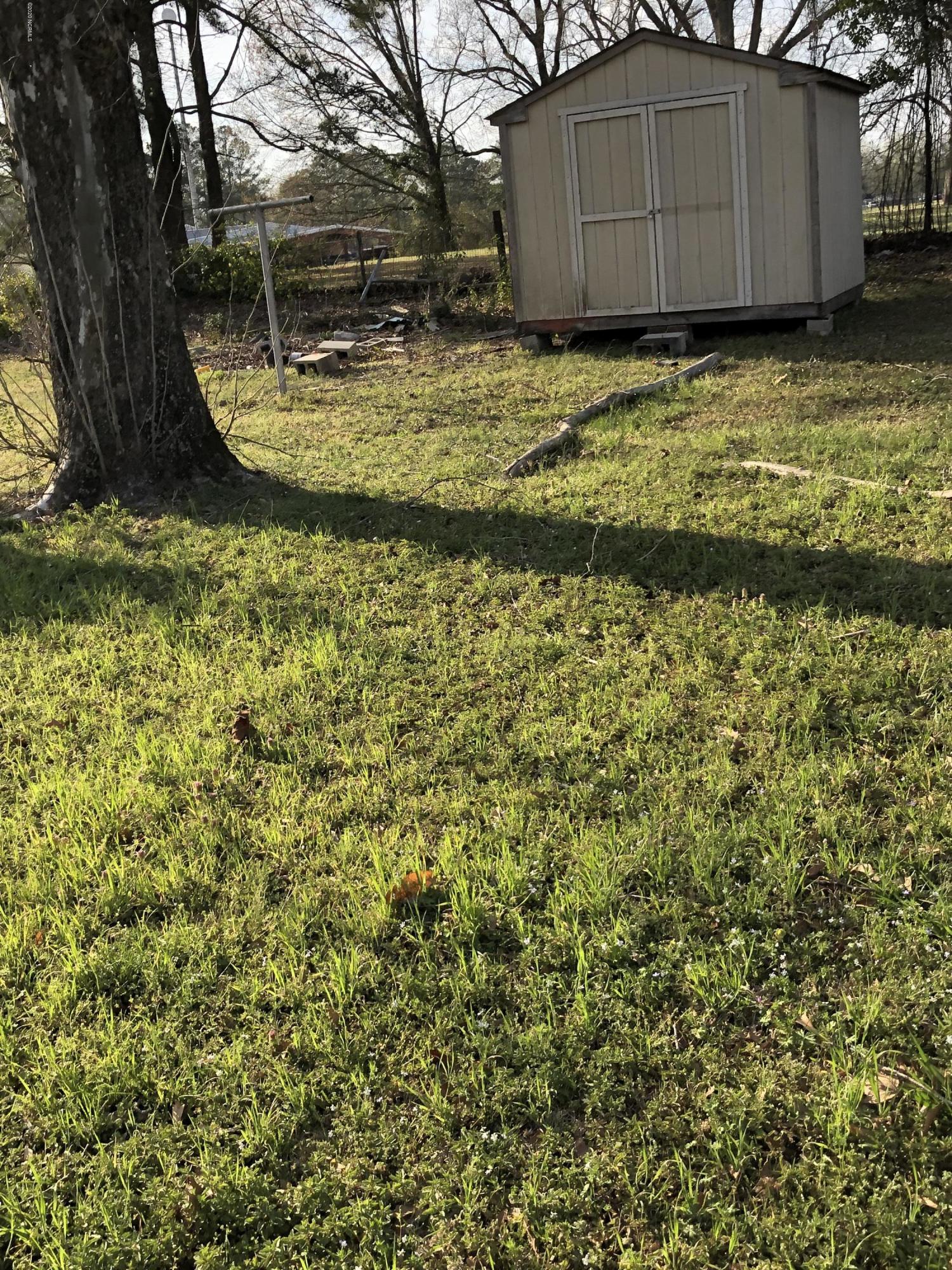 716 Runyon Road Washington, NC 27889 - Photo 16 of 16 barn