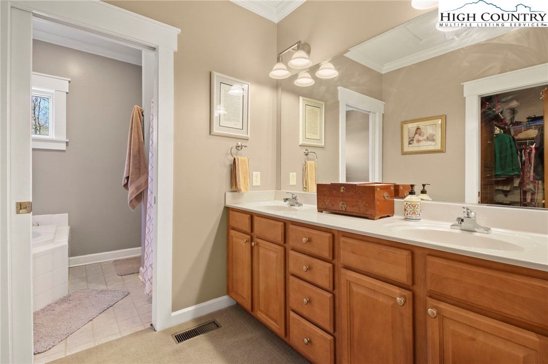 124 Bryce Way Boone, NC 28607 - Photo 23 of 50 Gallery Image 23