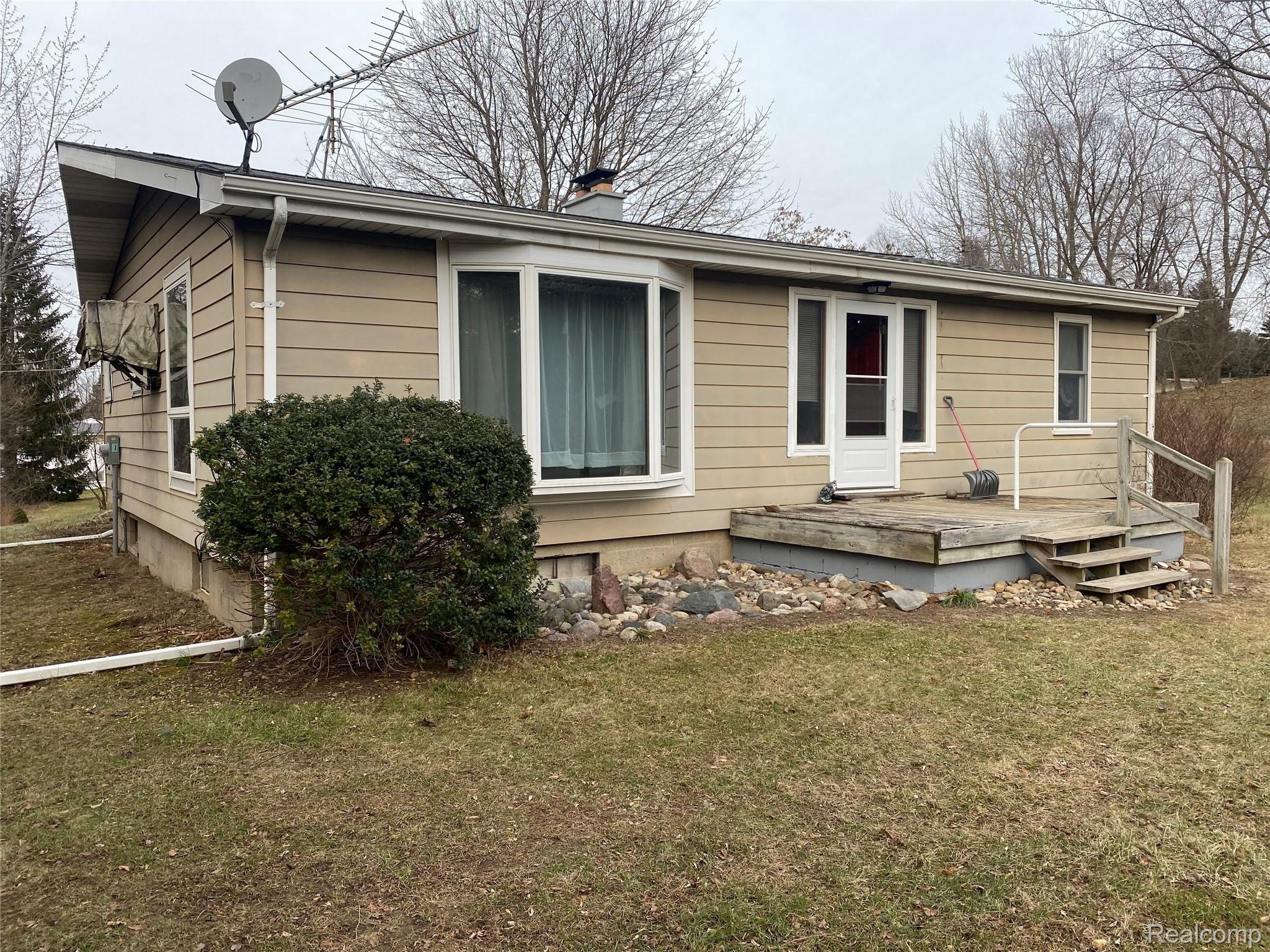4096 Blood Road Metamora, MI 48455 - Photo 3 of 39 IMG_0639.jpg