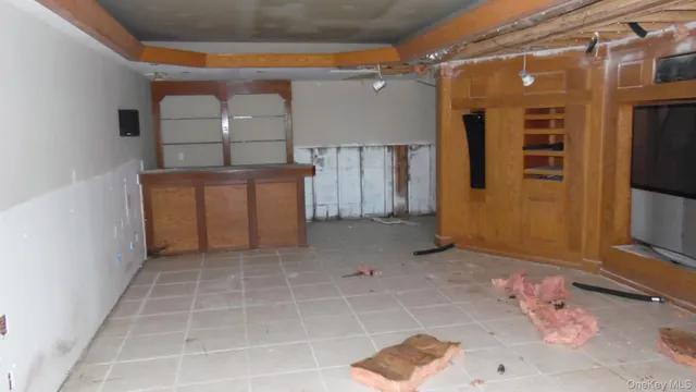 a view of hallway with washer and dryer