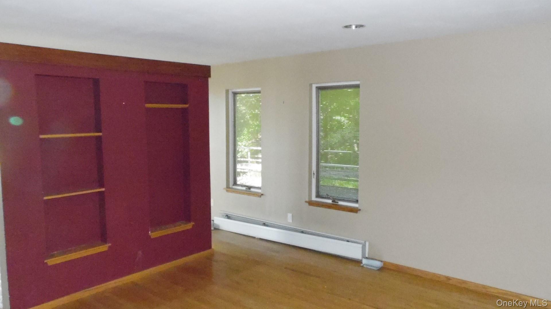 5 Eagle Head Road Cornwall-on-Hudson, NY 12520 - Photo 3 of 24 First floor family room