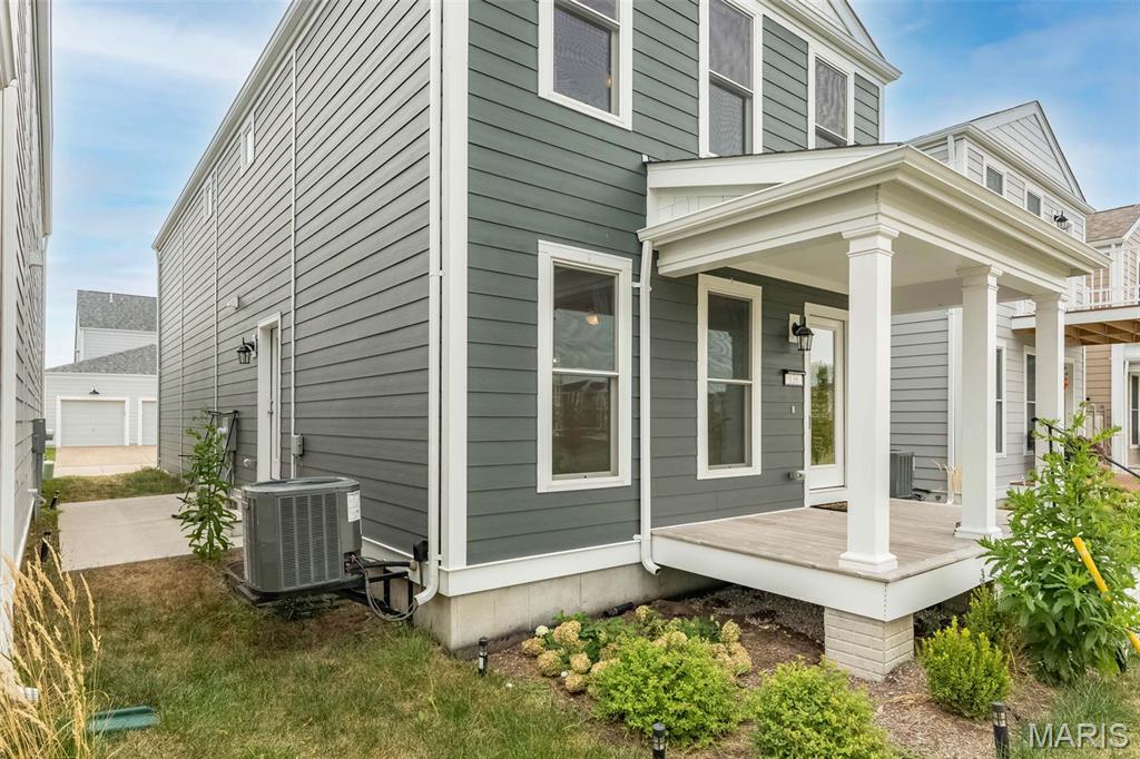 136 Tiber Way St. Charles, MO 63301 - Photo 3 of 24