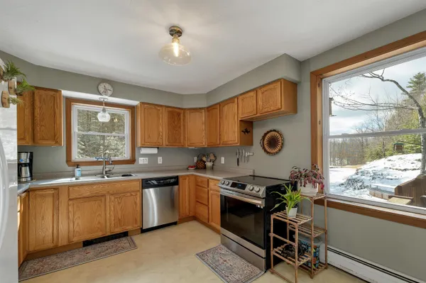$440,000 | 487 Shackford Corner Road, Barnstead, NH 03225