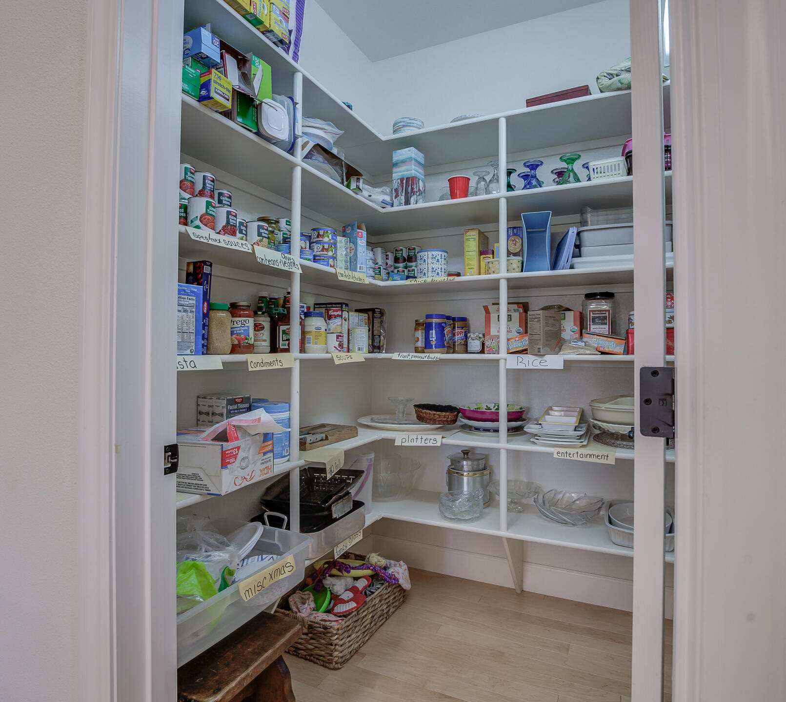 2000 Princeton Way Redding, CA 96003 - Photo 22 of 60 Princeton-20