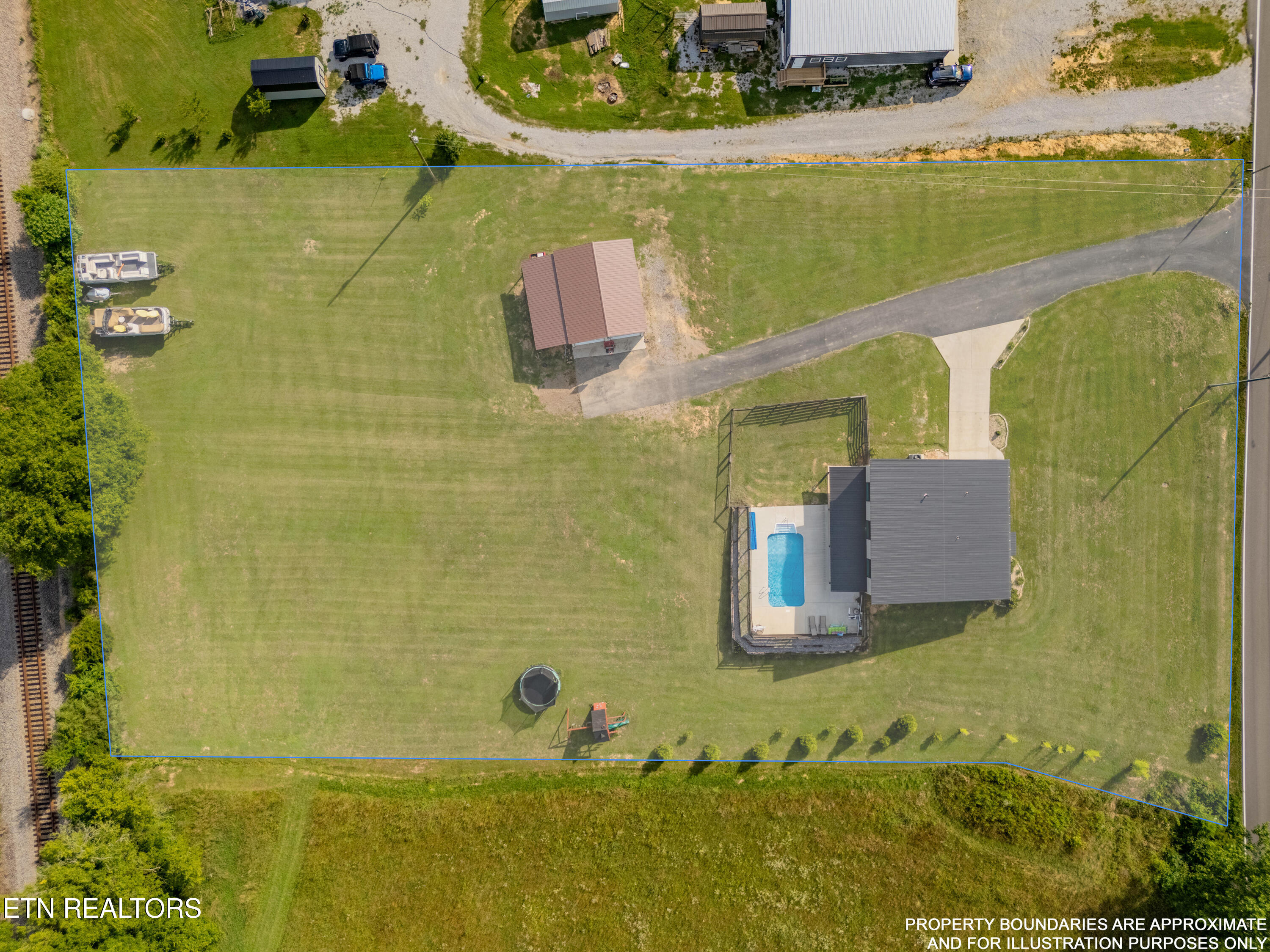 1352 Dutch Valley Road Clinton, TN 37716 - Photo 49 of 50 DJI_20260606173831_0806_D-HDR-LOT-LINES