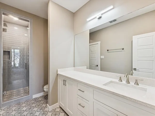 $3,500 | 914 St George Place, DeSoto, TX 75115