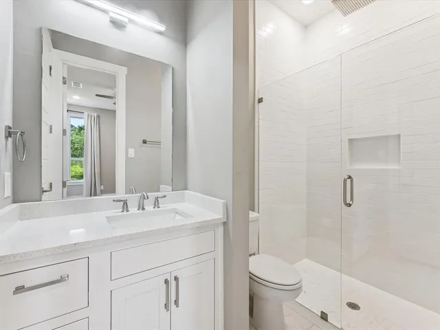 $3,500 | 914 St George Place, DeSoto, TX 75115